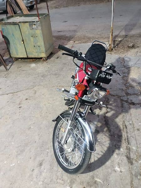 cg 125 model 2022 Karachi numbar red colour farst onar baik 0