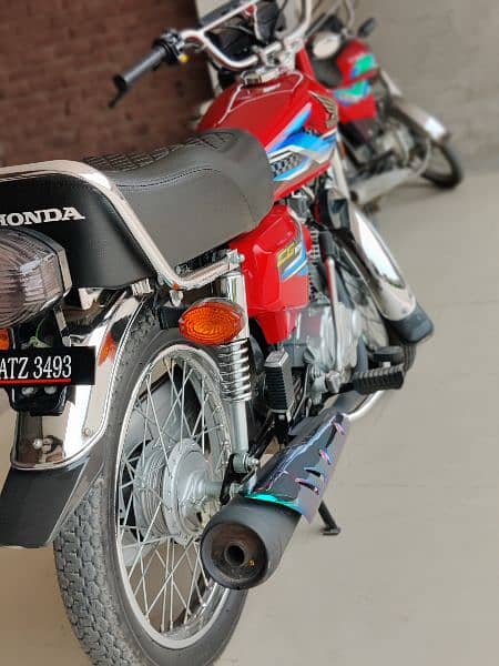 Honda 125 23/24 8