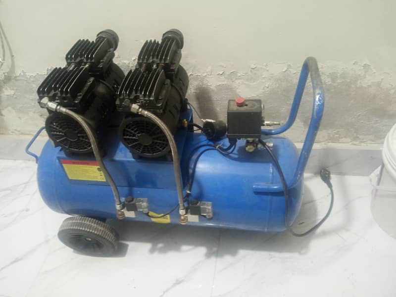 Air compressor oil free 0