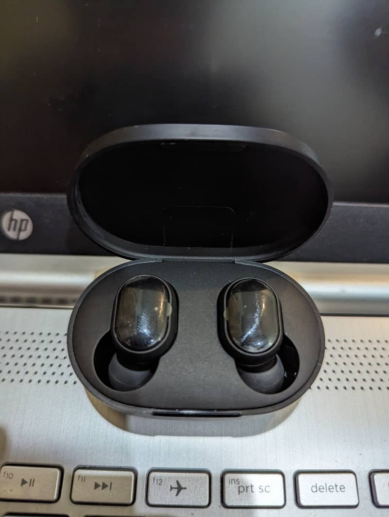 Mi True Wireless Earbuds Basic 2