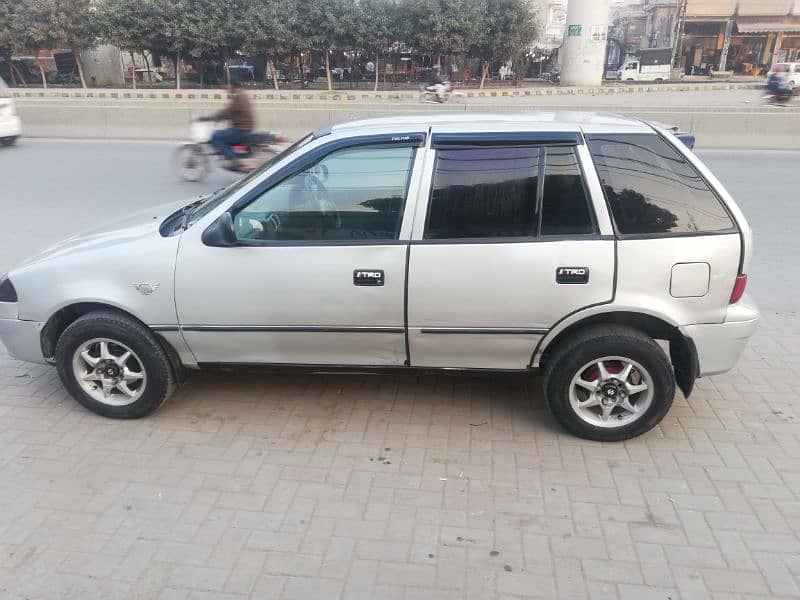 Suzuki Cultus VXR 2003 0