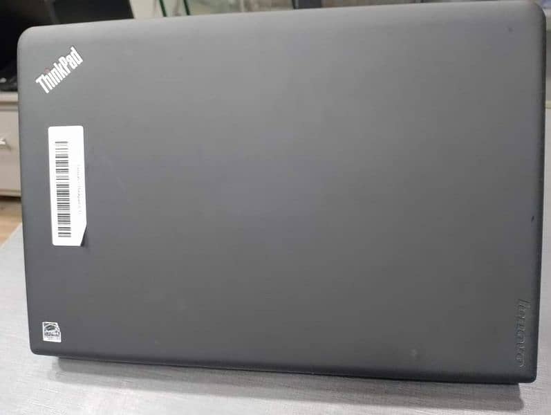 Big Display Lenovo Slim Laptop Core i5 6th Gen 8GB Ram 10by10 4