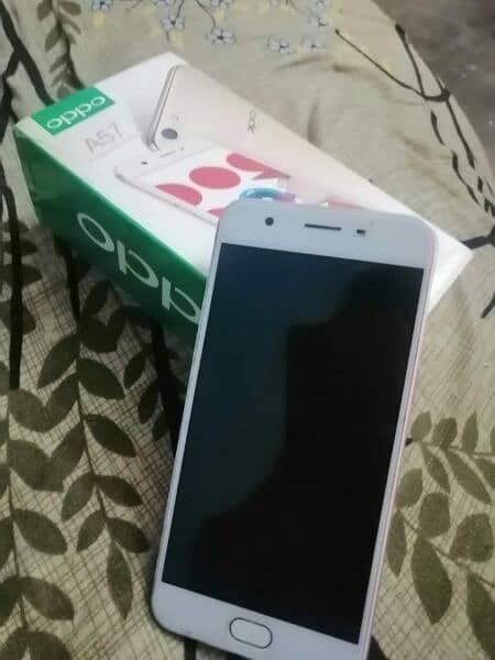 OPPO A57 1