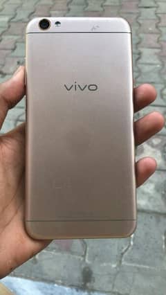 vivo y67 6gb 128memory urgent sale please only call