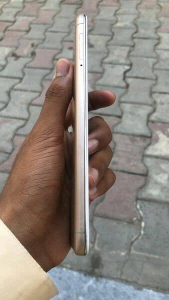 vivo y67 6gb 128memory urgent sale please only call 3