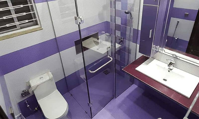 Glass shower cabins / shower cabins / shower doors 7