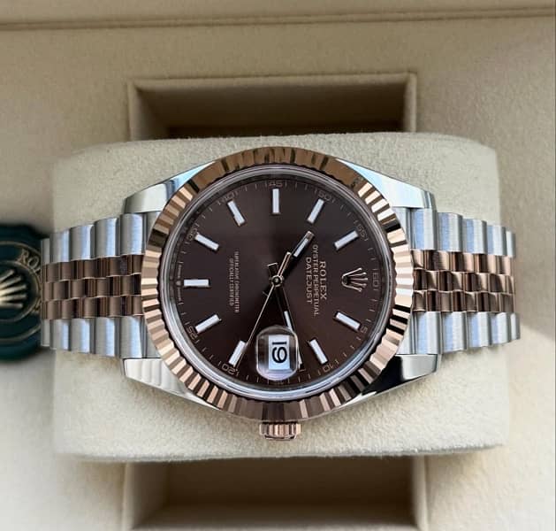 Rolex Date Just 126334 2