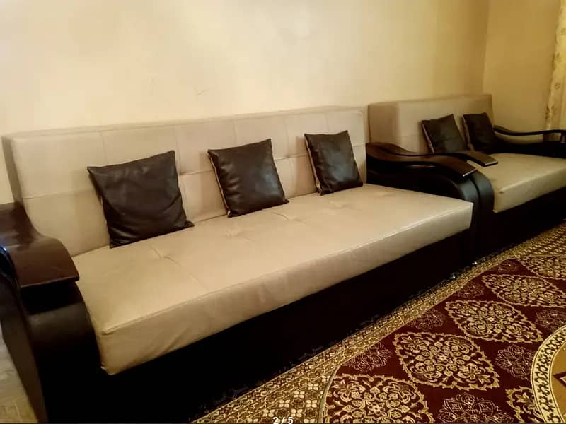 Cozy Used Sofa Set 1