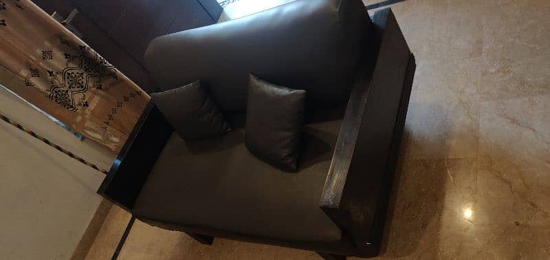 SOFA SET FOR SALE 2