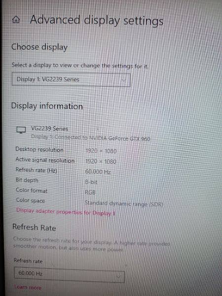 Lenovo Gaming pc intel Xeon P300 with 22 inch viewsonic LCD 12