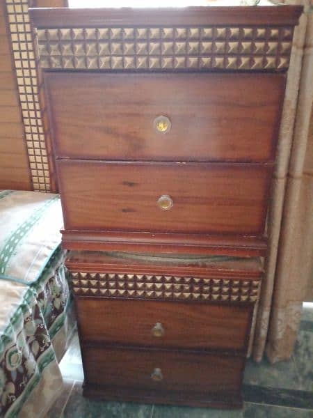 Bed and side table with mattress 6