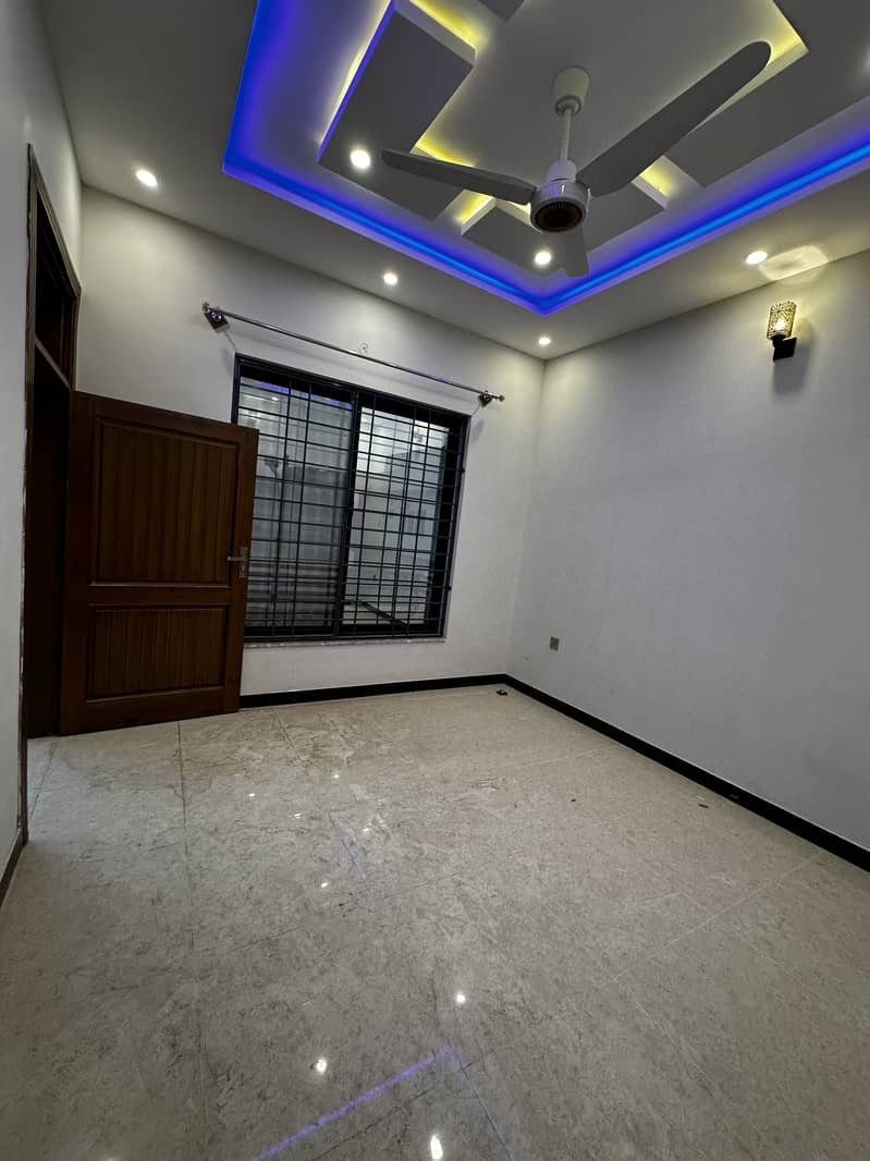 5 MARLA HOUSE FOR SALE IN C BLOCK FAISAL TOWN 9