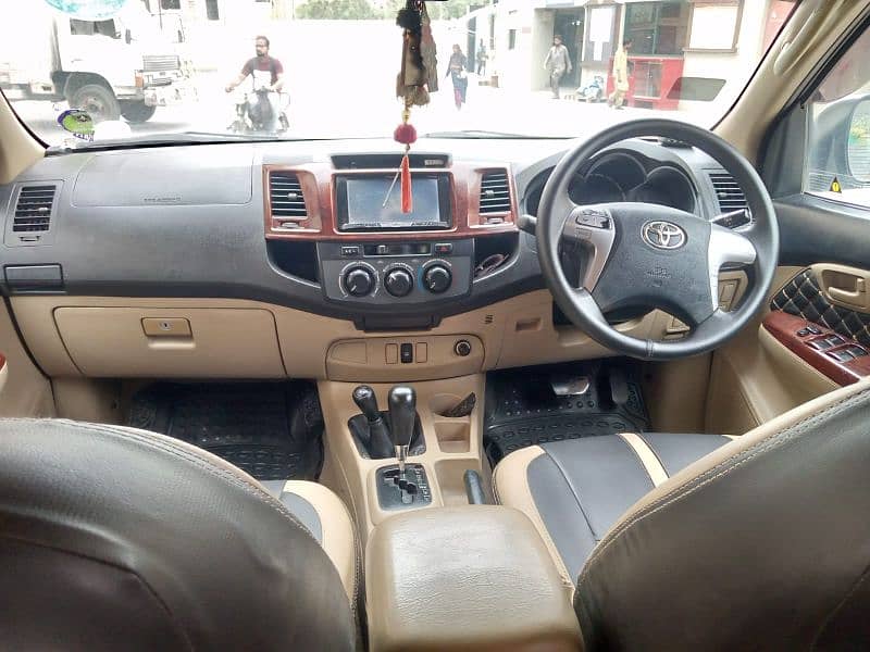 Toyota Hilux 2016 9