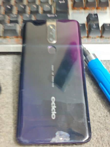 oppo f11 pro 0