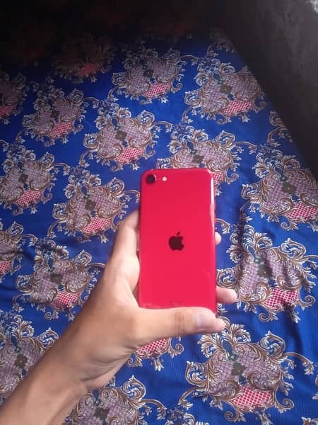 iphone SE 2020 256gb 83bh factory unlock 1