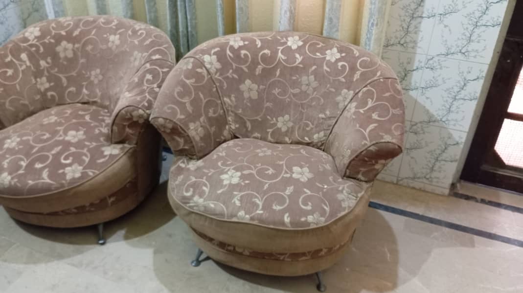 5 seater sofa for sale 0