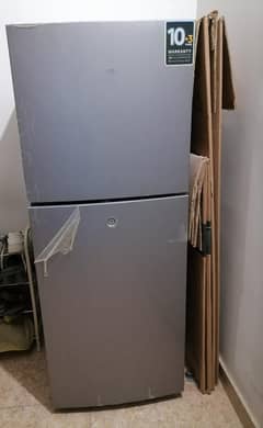 Fridge Haier Refrigrator HRF-246 0
