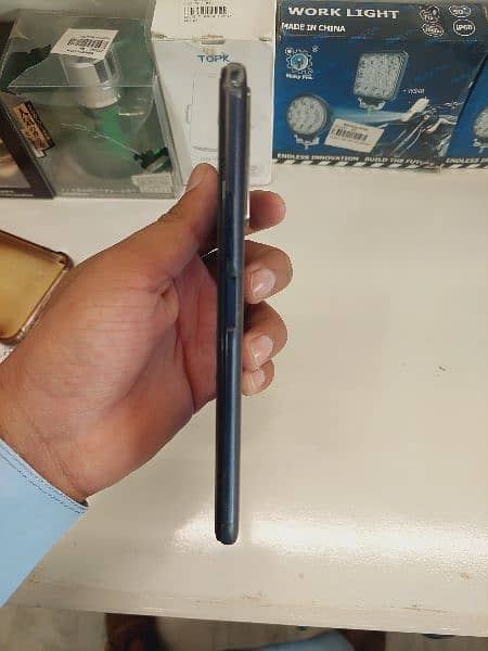 Vivo Y53s 4