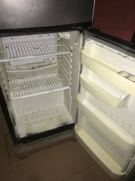 orient fridge arjent sell all working ok fridge 1