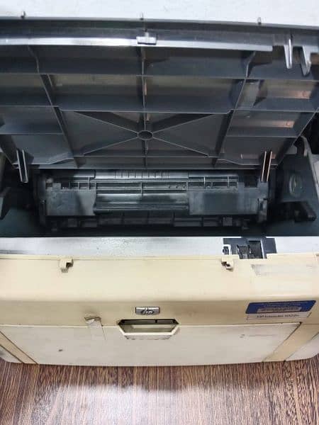 HP Laserjet 1022n 3