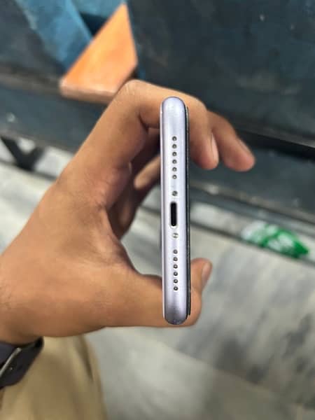 Iphone 11 Non pta 64Gb 9