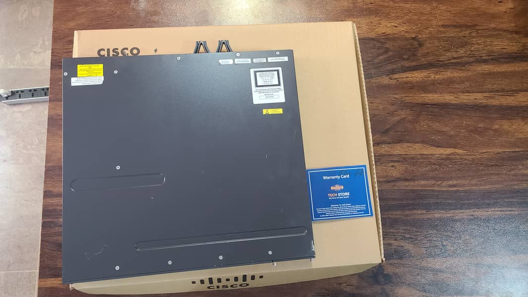 Cisco Catalyst 3750-X 24-Port Gigabit + 10G PoE Switch (With Box) 6