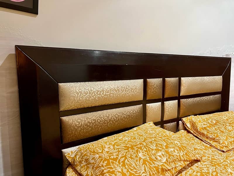 solid wood bed set 1