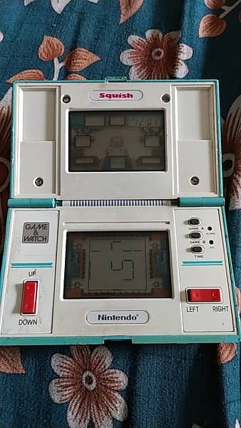 Nintendo game and watch 1