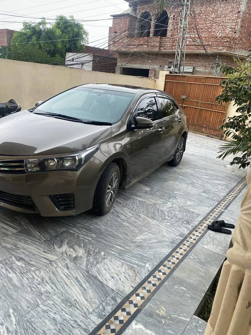 Toyota Corolla Altis 2016 1