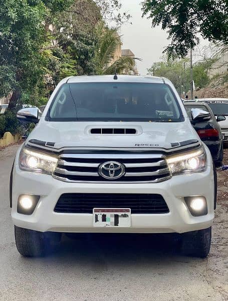 Toyota Hilux 2017 5