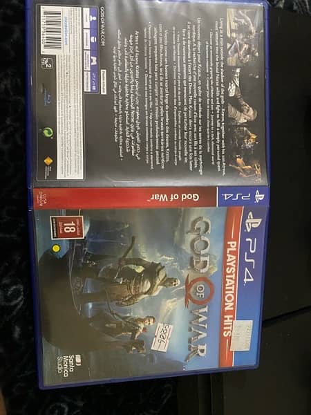 PS4 Slim 500gb 10/10 Seal pack with Original sony Dualshock Controller 7