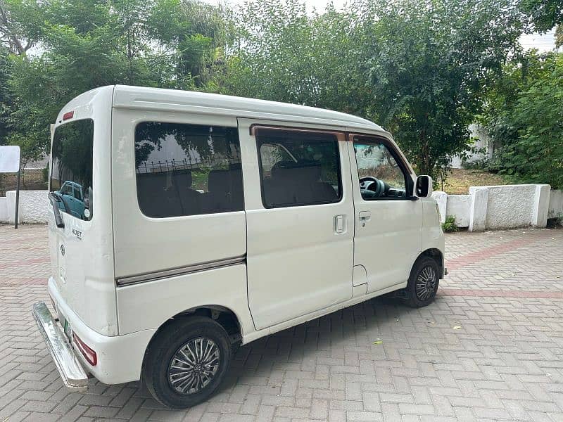 Daihatsu Hijet 2011 1