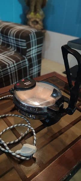 ROTI MAKER FROM UAE 4