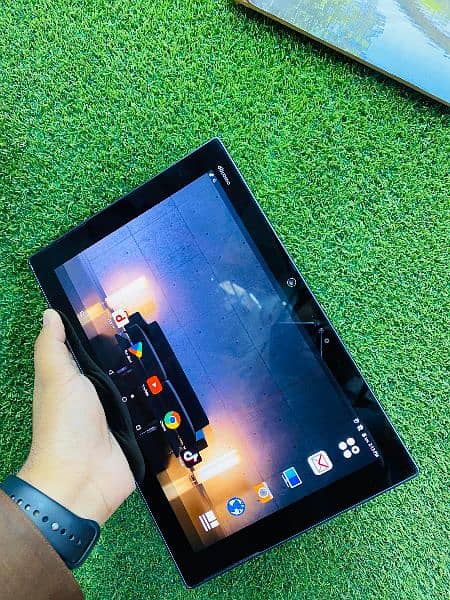 Arrows tablet 10inch screen lush condition 3/32Gb 0