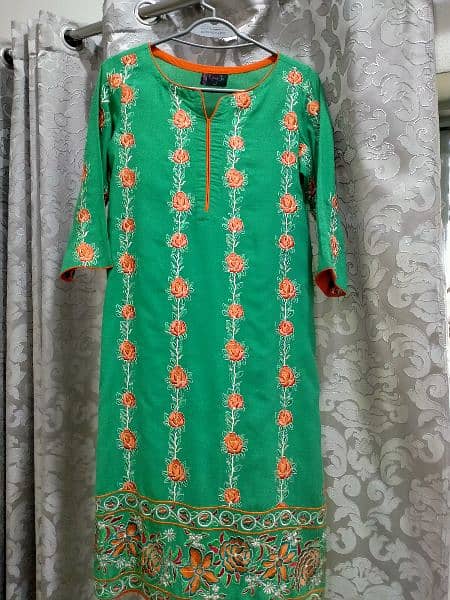 Brand: Rang Ja (Karandi Kurta with Simple Green tites) 0