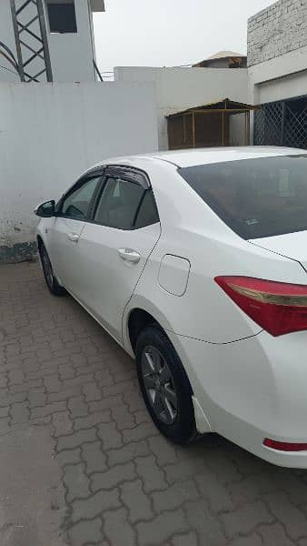 Toyota Corolla Altis 2016 5