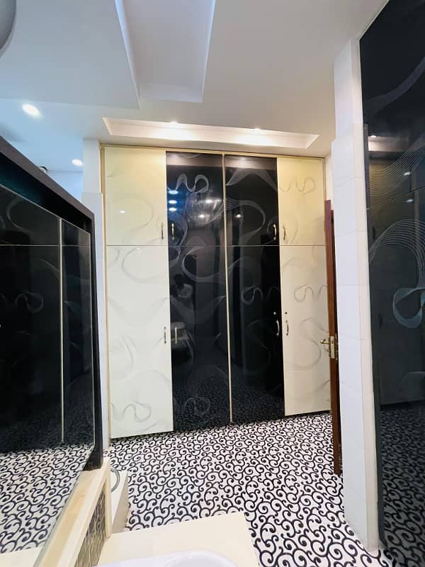 1 Kanal House Fully Furnished For Sale At Super Hot Location Near Commercial & Masjid 19