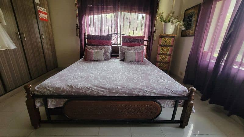 wrought iron plus wood queen size bed with new mattress 2