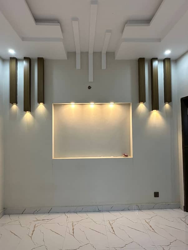 5 Marla Brand New Upper Portion For Rent In Park View City Lahore. 2