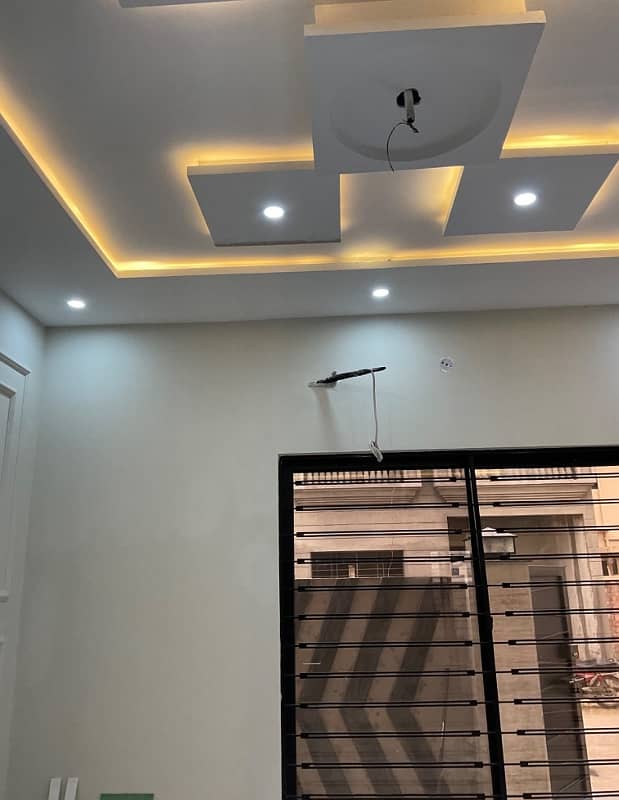 5 Marla Brand New Lower Portion For Rent In Park View City Lahore. 1