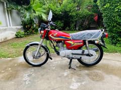 Honda CG125  2019Model New condition 14000km just use best for 2020