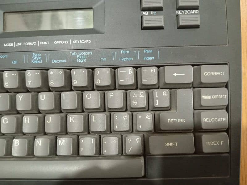 Epson Electronic Typewriter Elite 200 8