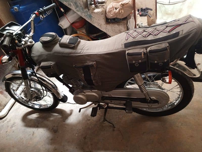 Honda 125 New condition 11