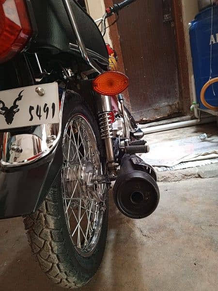 Honda 125 New condition 16