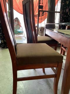 one month use dining urgent sale and selling all home furniture