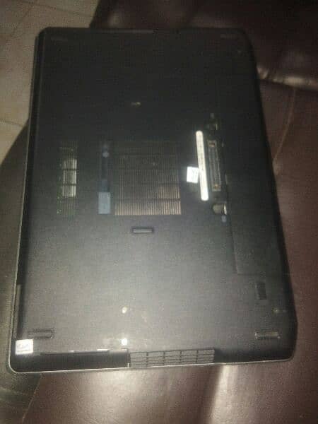 DELL LATITUDE E6430 core i5 3rd generation 6GB RAM  128SSD 320hdd 8