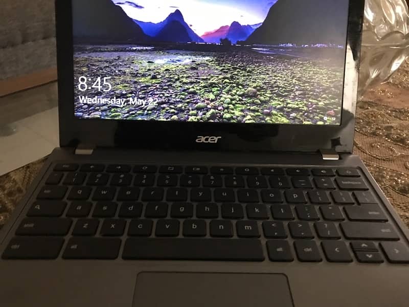 Acer C740 laptop | good condition 0