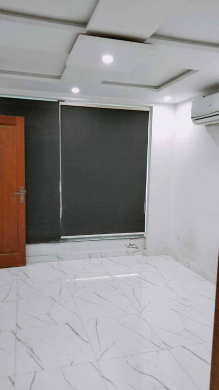 1BED STUDIO SAMI FURNISHED APORTMENT IS AVAILABLE FOR RENT IN SECTOR E BAHRIA TOWN LAHORE 1