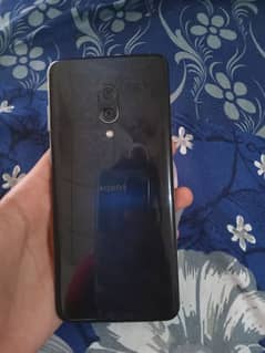 Aquos Zero 2 Non PTA  8/256 240htz screen.