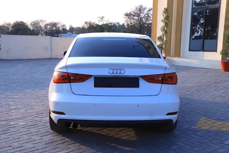 Audi A3 2015 8